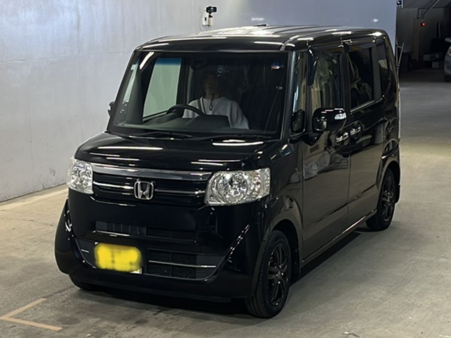 HONDA N BOX 2017