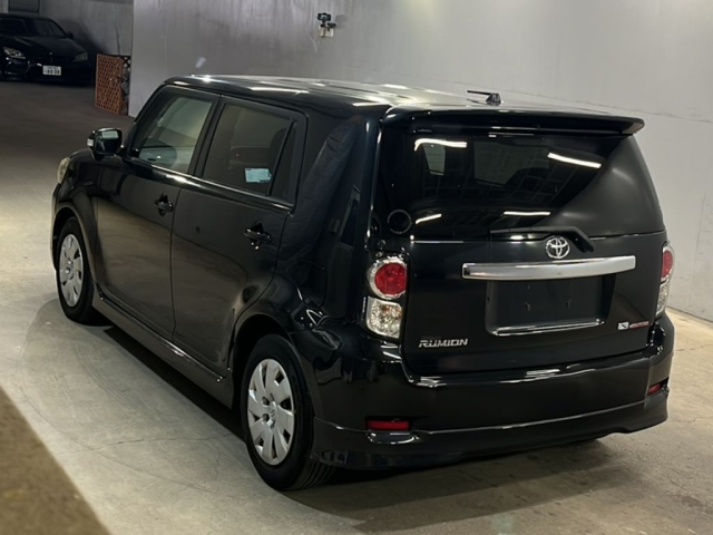 TOYOTA COROLLA RUMION 2013