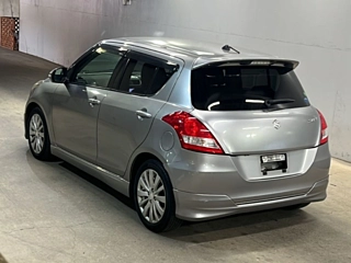 SUZUKI SWIFT 2013