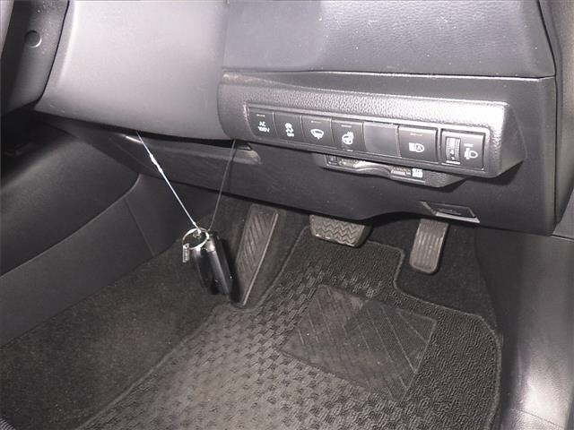 TOYOTA COROLLA TOURING 2023