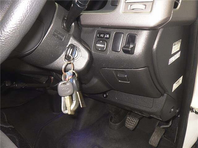 TOYOTA HIACE VAN 2012