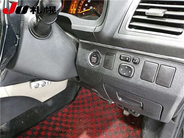 TOYOTA AVENSIS WAGON 2012