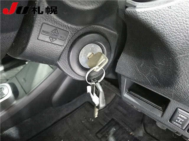 NISSAN TIIDA LATIO 2012