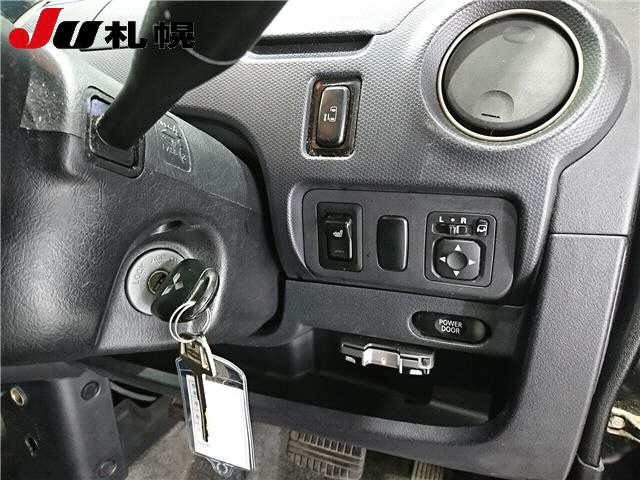 MITSUBISHI EK SPORTS 2010