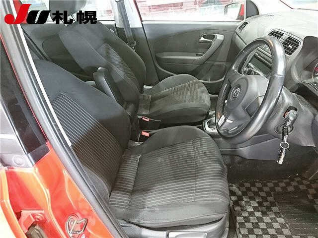 VOLKSWAGEN POLO 2013