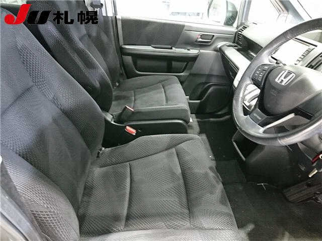 HONDA STEP WAGON 2010