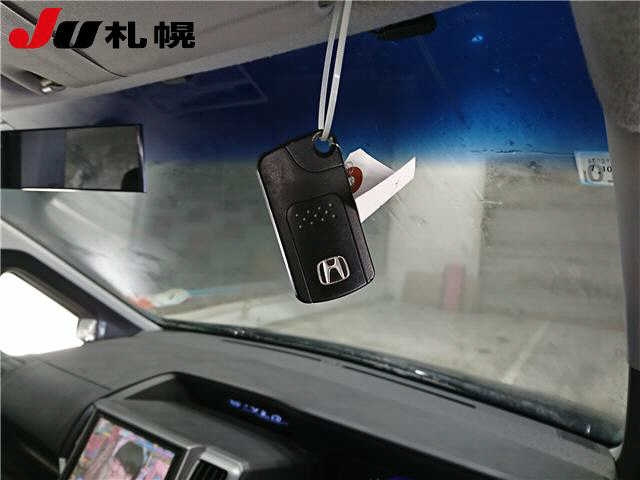 HONDA STEP WAGON 2012