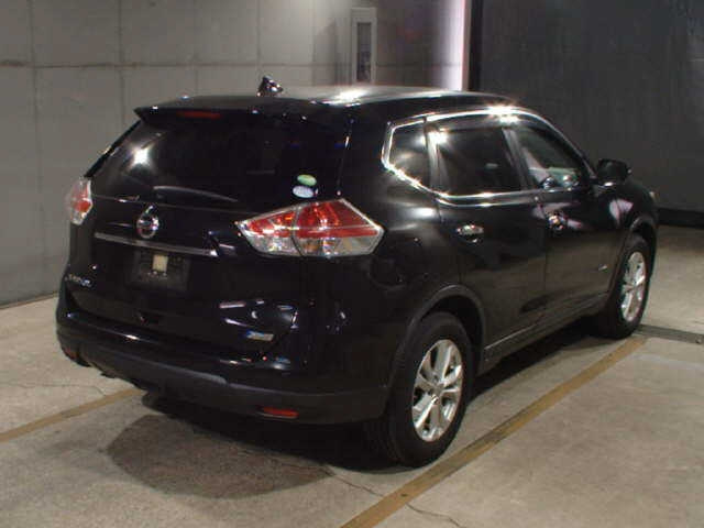 NISSAN X-TRAIL 2015