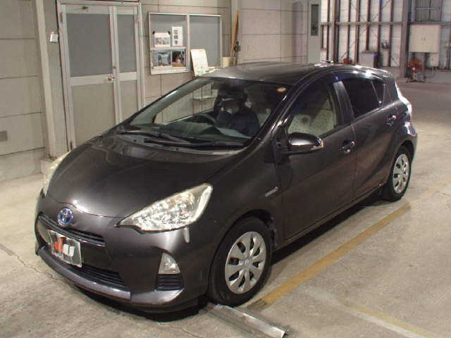 TOYOTA AQUA 2014