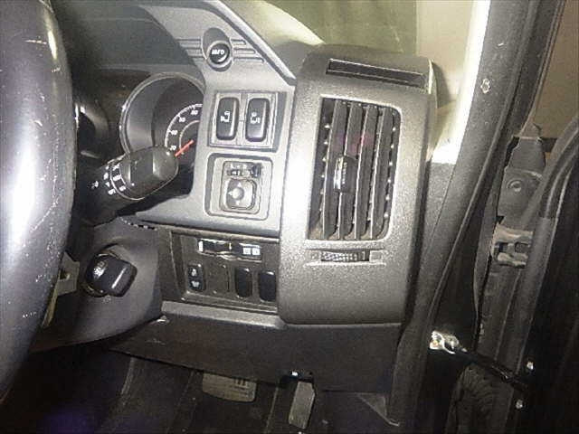 MITSUBISHI DELICA D5 2012