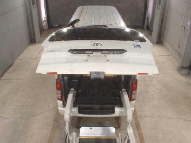 TOYOTA HIACE VAN 2012