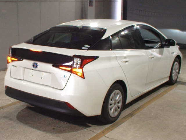 TOYOTA PRIUS 2020
