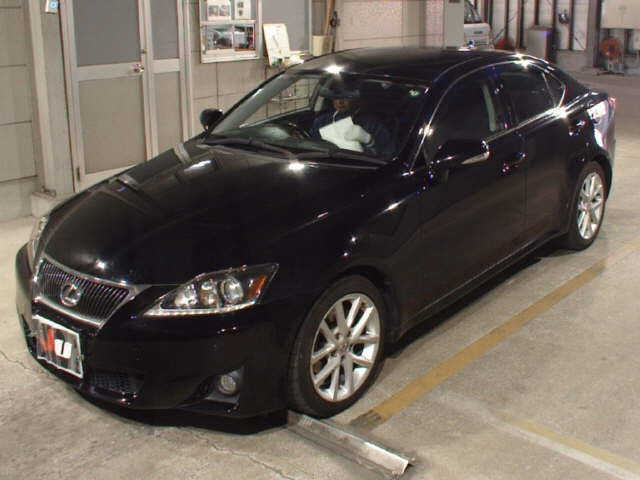 LEXUS IS 2010