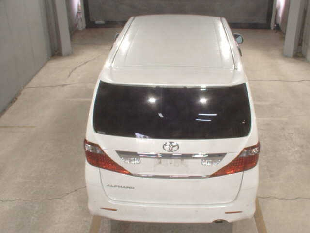 TOYOTA ALPHARD 2009