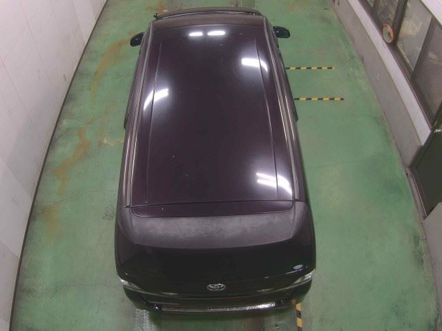 TOYOTA VELLFIRE 2010