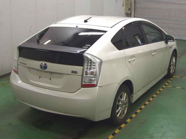 TOYOTA PRIUS 2010