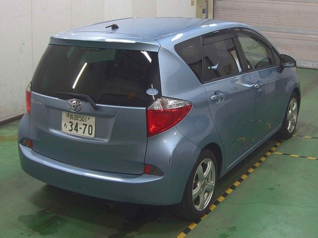 TOYOTA RACTIS 2013