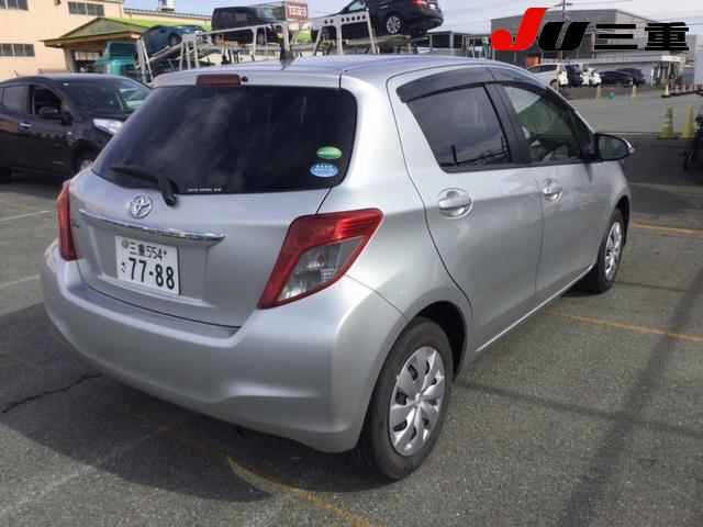 TOYOTA VITZ 2012