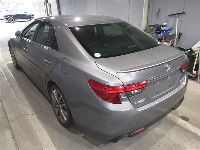 TOYOTA MARK X 2012