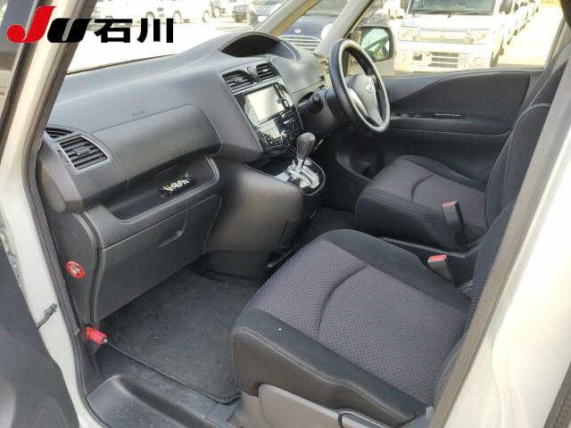 NISSAN SERENA 2013