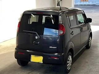 SUZUKI MRWAGON 2011