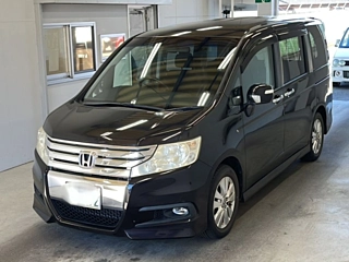 HONDA STEP WAGON 2011
