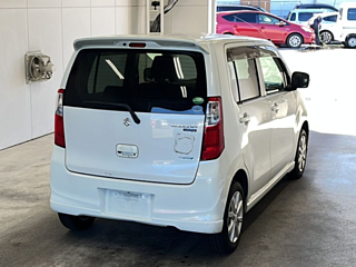 SUZUKI WAGON R 2013
