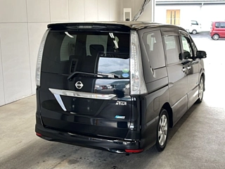 NISSAN SERENA 2013