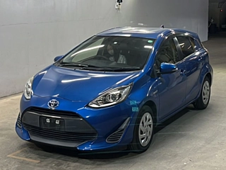 TOYOTA AQUA 2018