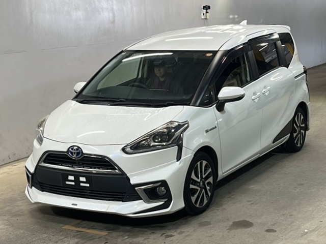 TOYOTA SIENTA 2016