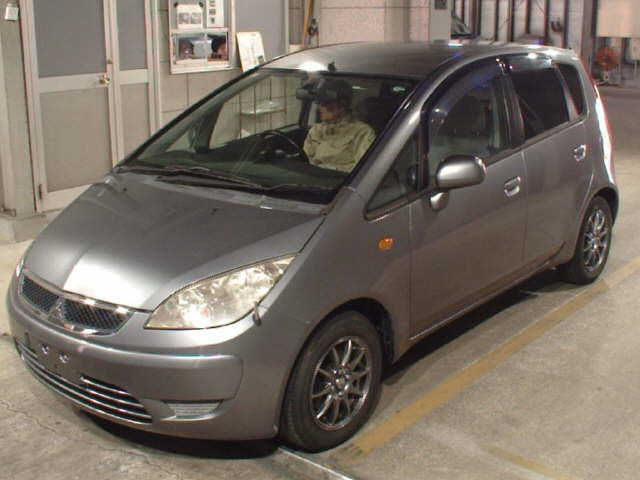 MITSUBISHI COLT 2011