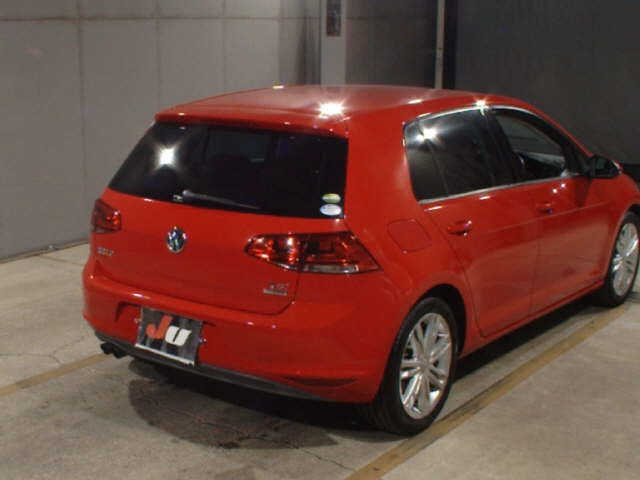 VOLKSWAGEN GOLF 2013