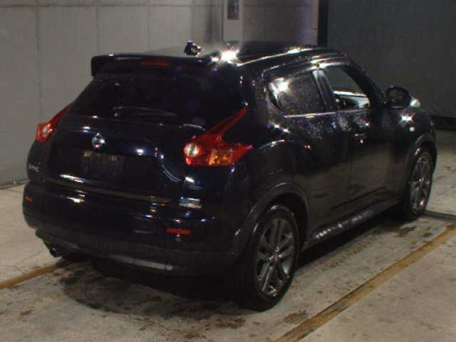 NISSAN JUKE 2012