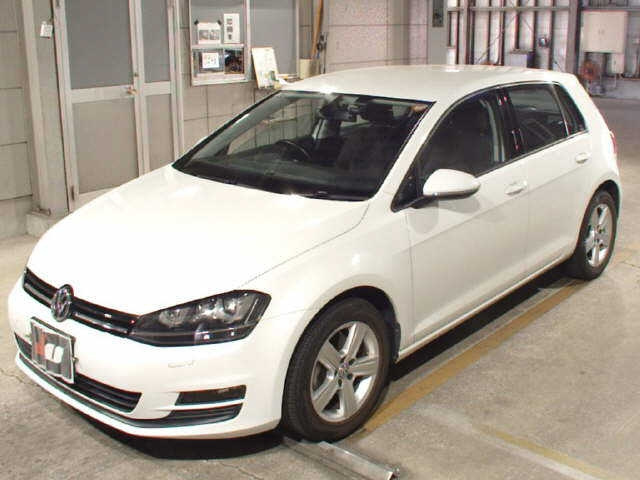 VOLKSWAGEN GOLF 2015