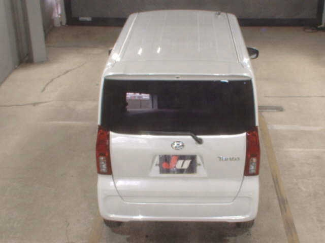 DAIHATSU TANTO 2024