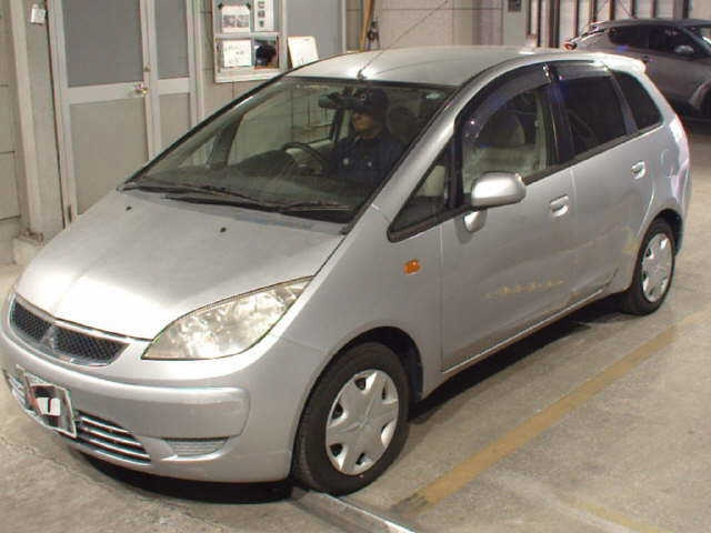 MITSUBISHI COLT PLUS 2009