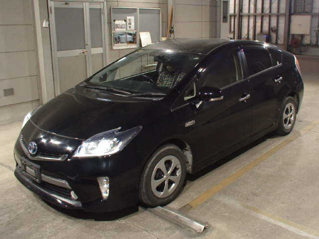 TOYOTA PRIUS PHV 2013