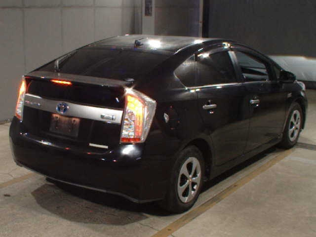 TOYOTA PRIUS PHV 2013