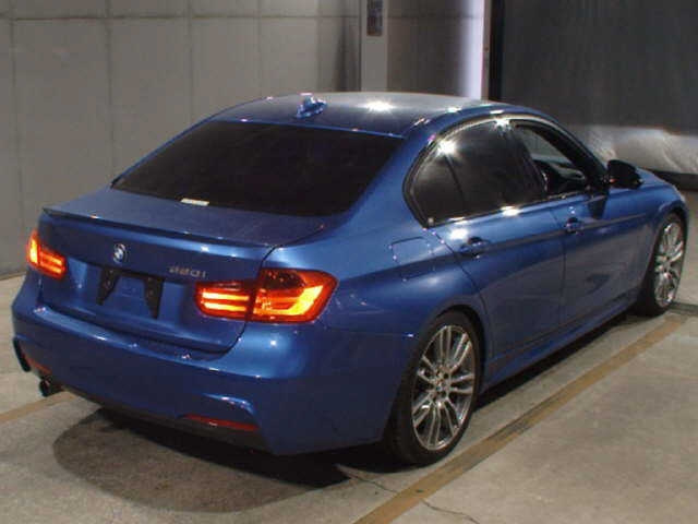 BMW 3 SERIES 2013