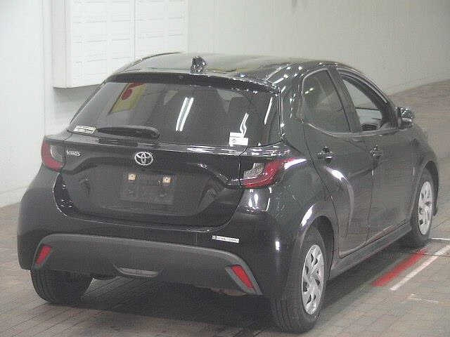 TOYOTA YARIS 2021