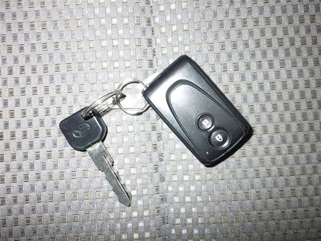 DAIHATSU MIRA E S 2015