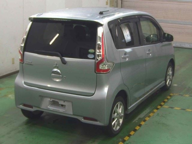 MITSUBISHI EK CUSTOM 2017