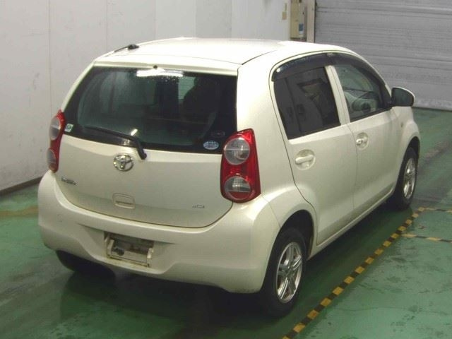 TOYOTA PASSO 2011