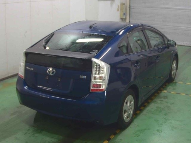 TOYOTA PRIUS 2010