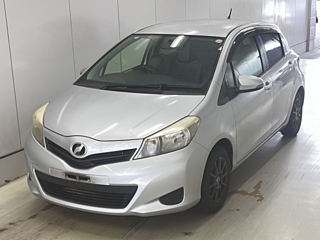 TOYOTA VITZ 2012