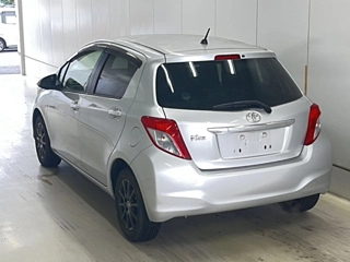 TOYOTA VITZ 2012