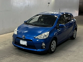 TOYOTA AQUA 2014