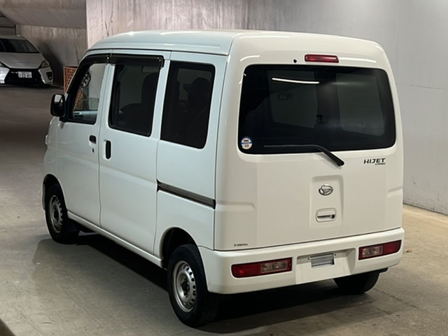 DAIHATSU HIJET VAN 2015