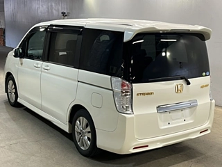 HONDA STEP WAGON 2010
