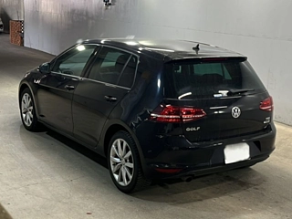 VOLKSWAGEN GOLF 2017